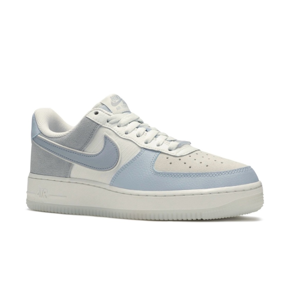 Nike Air Force 1 Low Sneakers Blue Obsidian Mist Sz. 7 Men’s or 9 Women’s